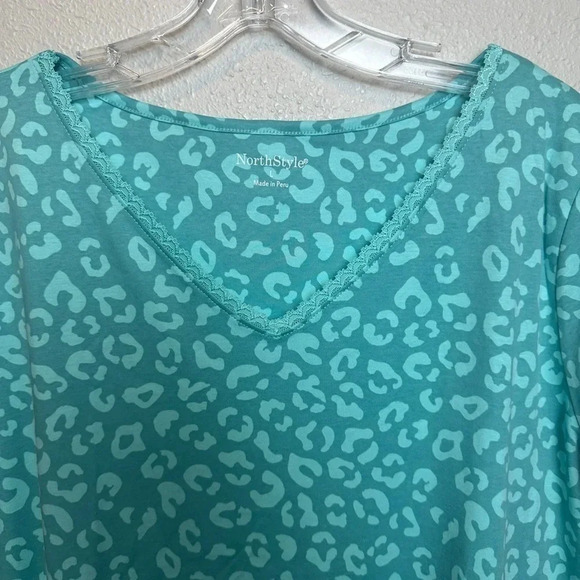 Lot Of 2 NorthStyle Peruvian Cotton Nightgowns Size Large retails $65 Each - Picture 12 of 16